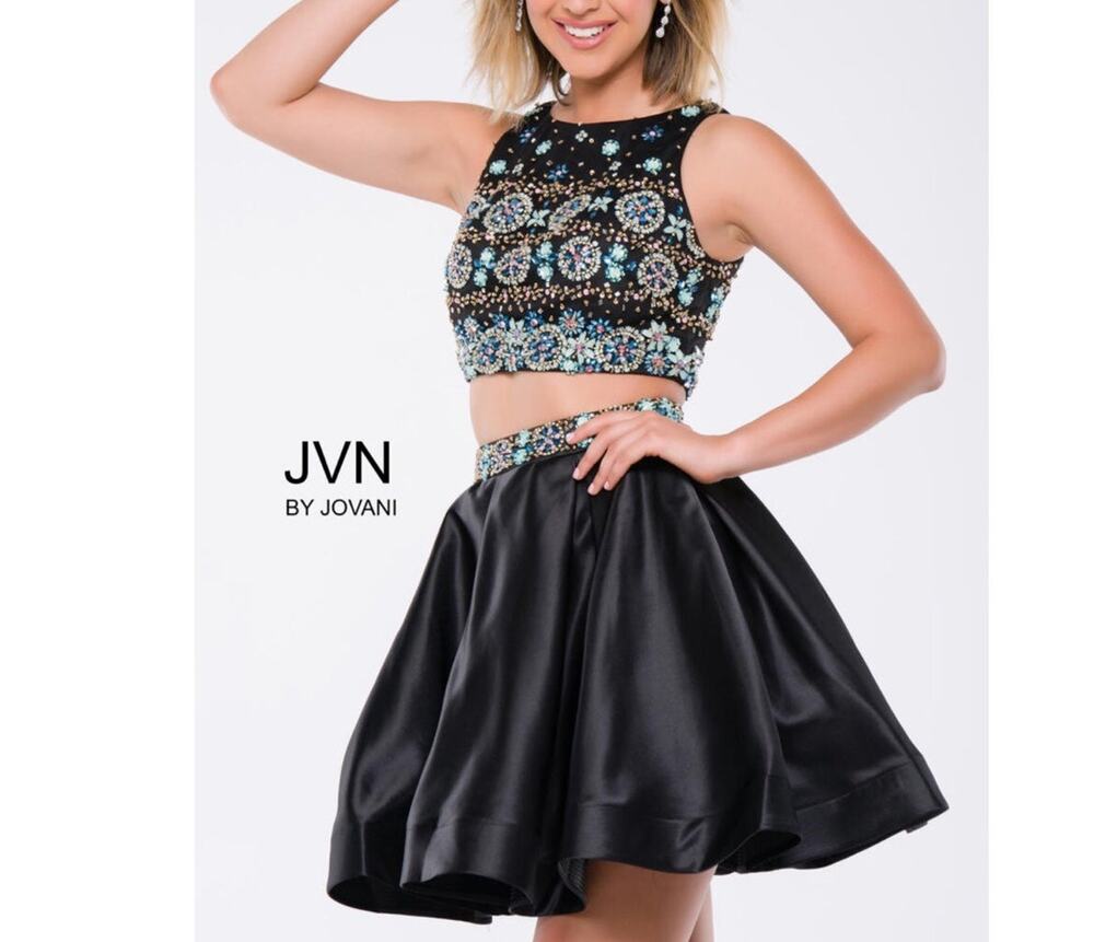 NWT JOVANI JVN JVN45577 cocktail homecoming 2 piece bedazzled short skirt size 6